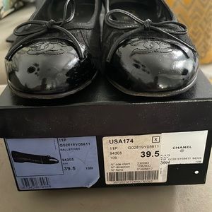 Black Lace Chanel Flats size 39.5 (2011)